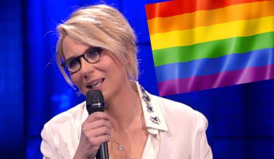 cacciato di casa perché gay