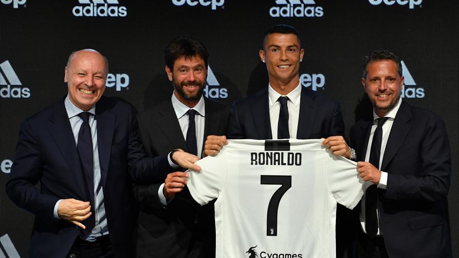 Presentazione Cristiano Ronaldo con Andrea Agnelli, Marotta, Paratici, Mendes